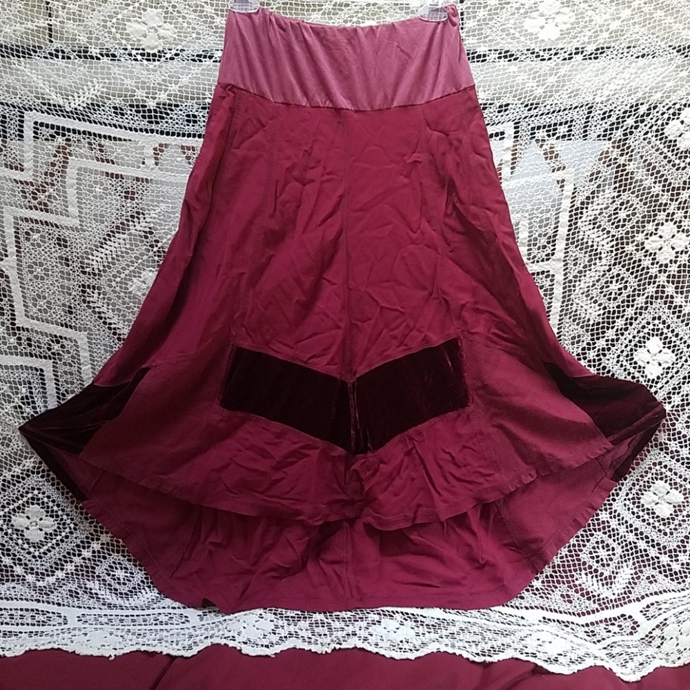 Gorgeous rayon and velvet UNO skirt